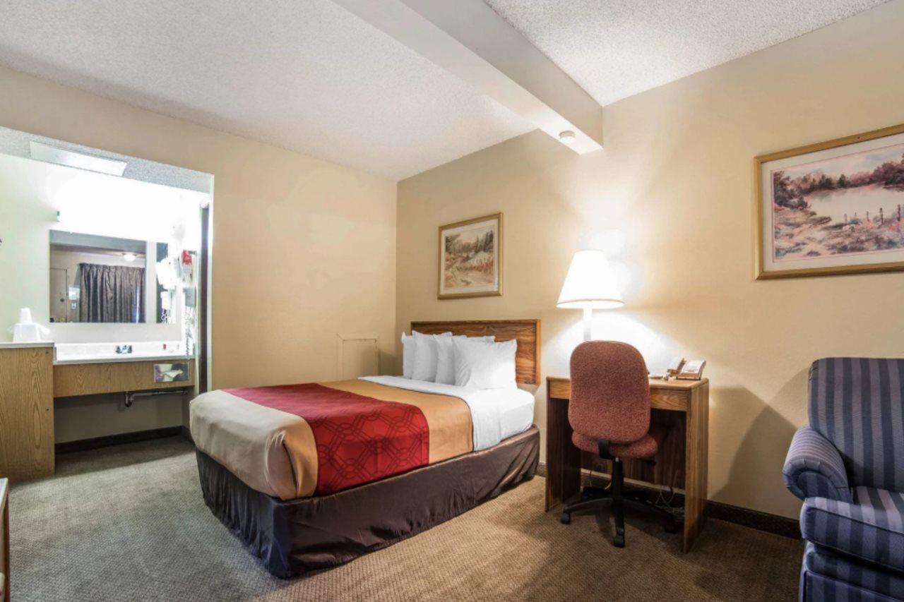 Econo Lodge 罗克斯普林斯 外观 照片